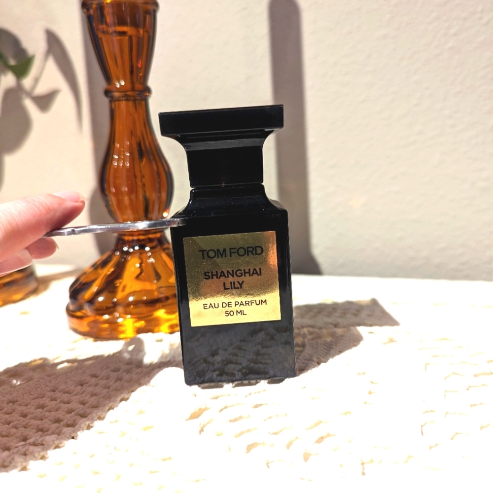 Tom Ford Shanghai Lily (discontinued)